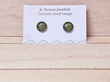 Cornish sand round studs