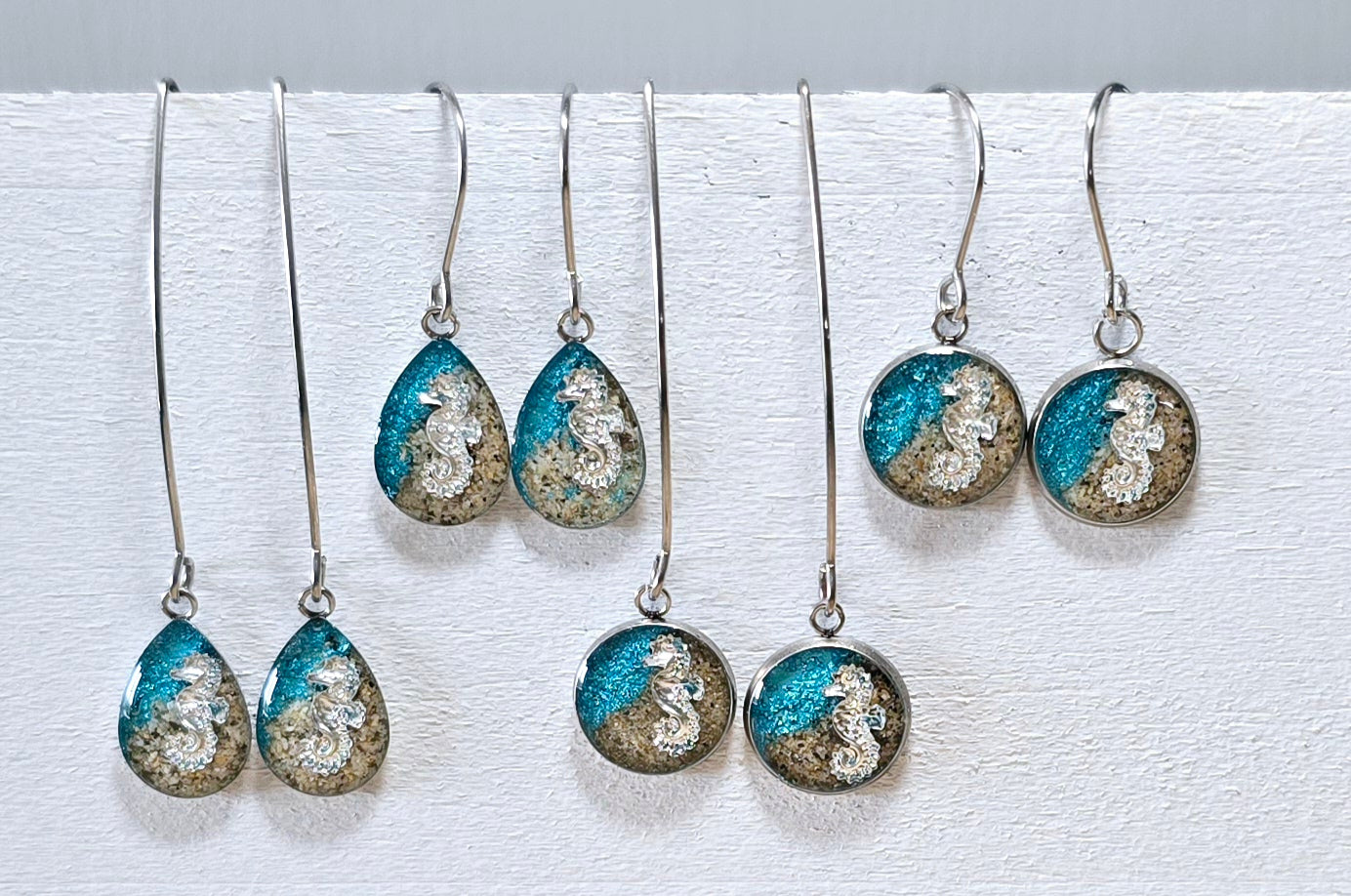 Seahorse Shoreline drop earrings