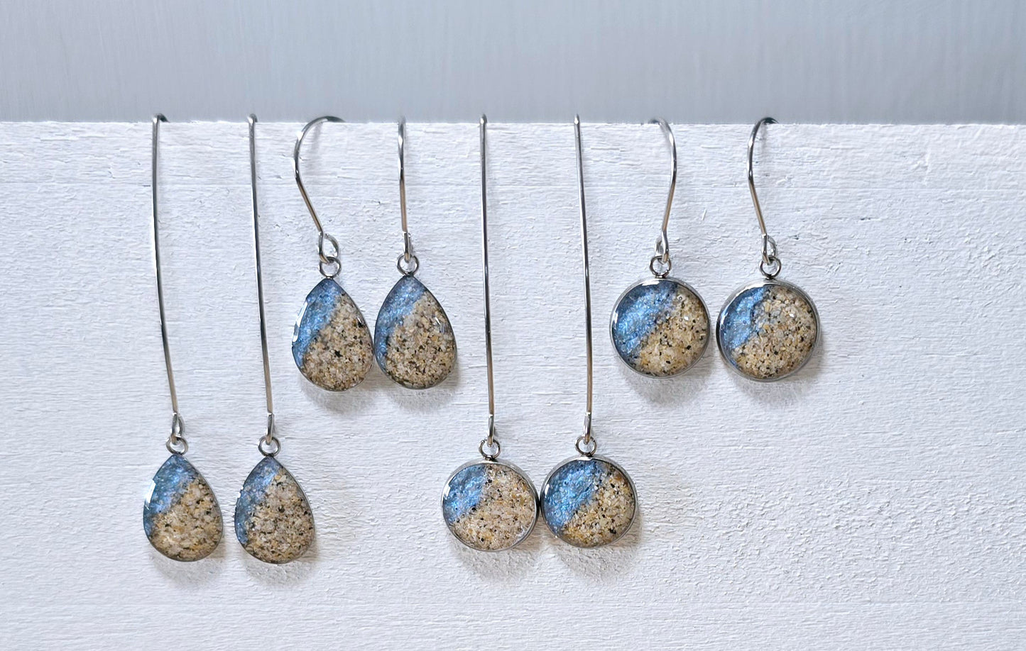 Plain Shoreline drop earrings