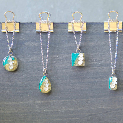 Shoreline Mini Pendants with Seahorse Charms