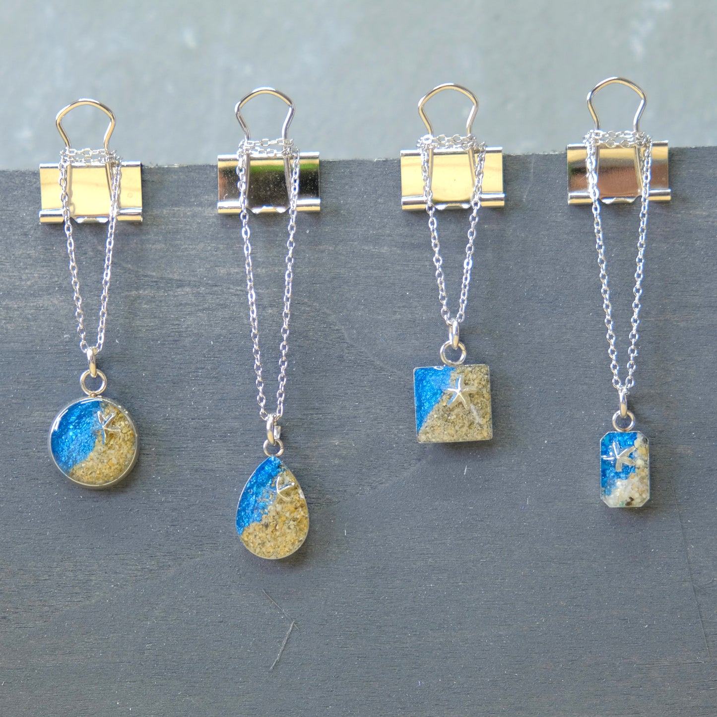 Shoreline Mini Pendants with Starfish Charms