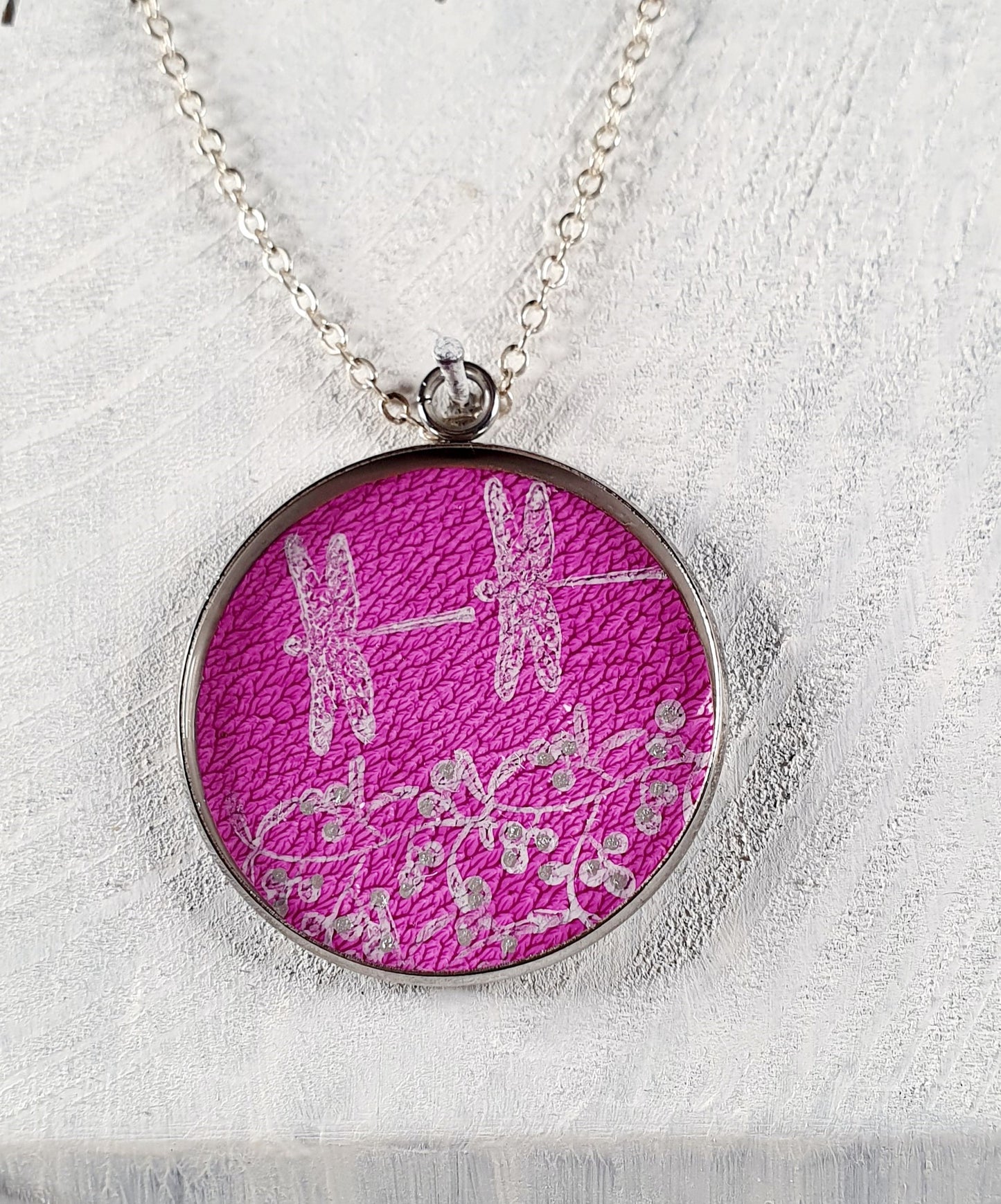 Mistletoe & Dragonflies pendant