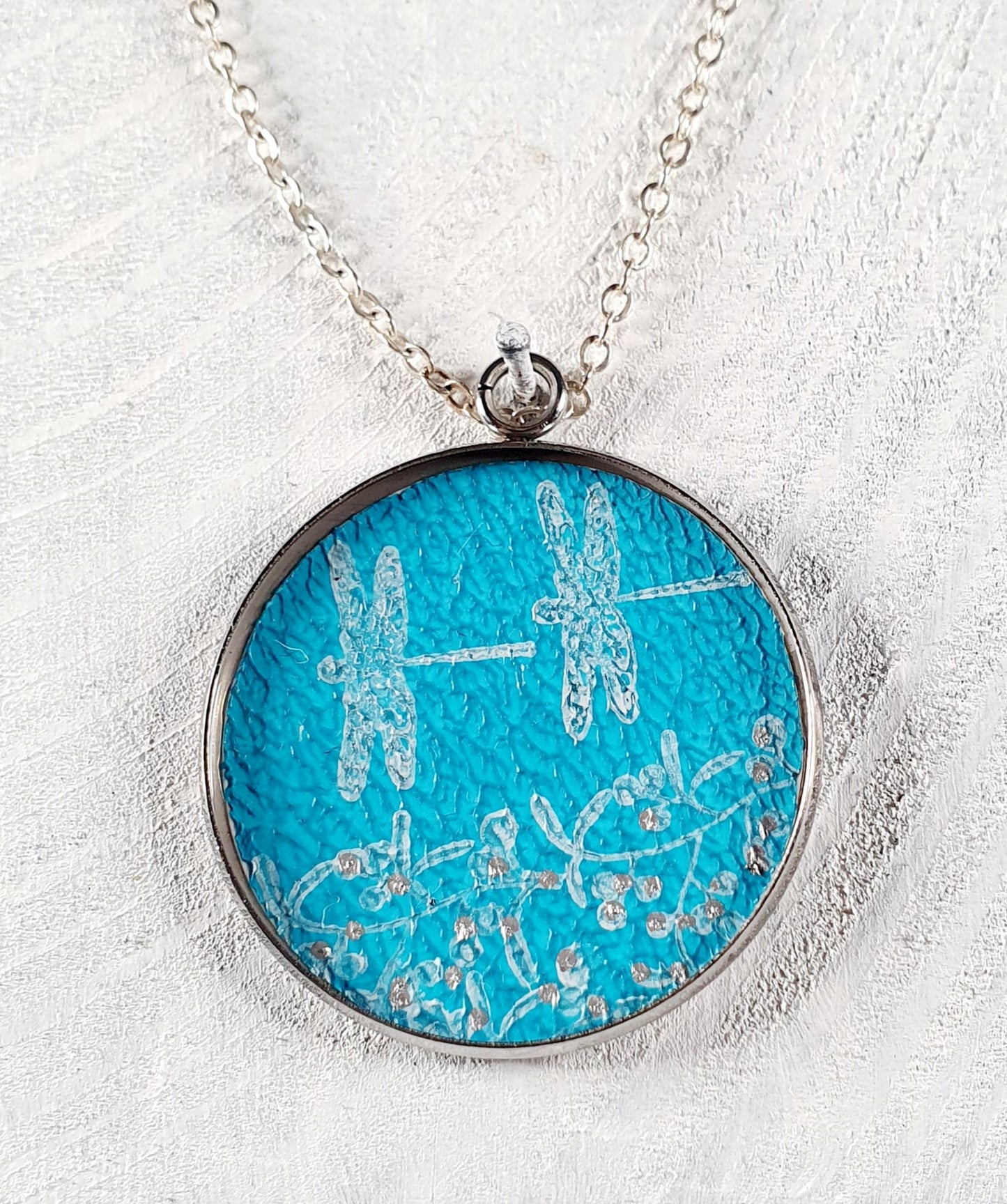 Mistletoe & Dragonflies pendant