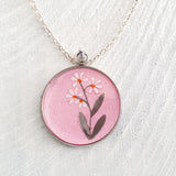 3 stem daisy pendant/necklace