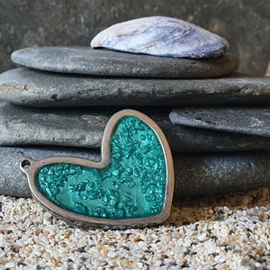 Sand & Harbour blue heart pendant