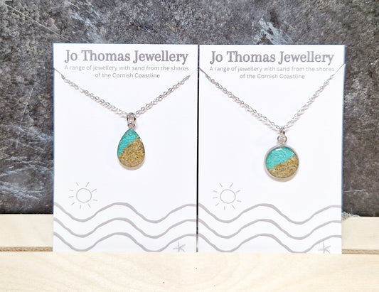 Shore line Sea green pearl pendant
